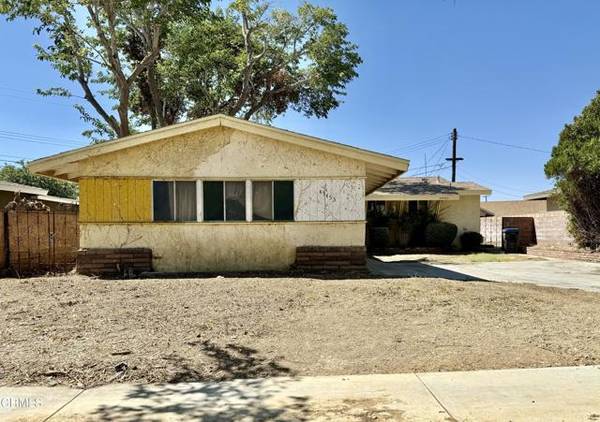 45453 13th ST, Lancaster, CA 93534