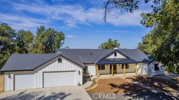 39594 Tanglewood LN, Oakhurst, CA 93644