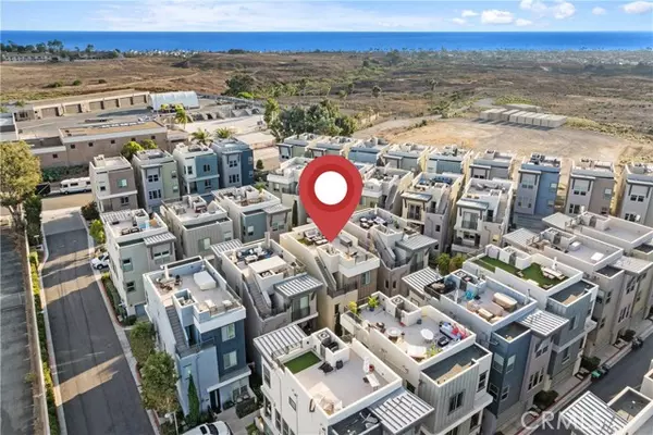 Costa Mesa, CA 92627,1004 Katama Bay DR