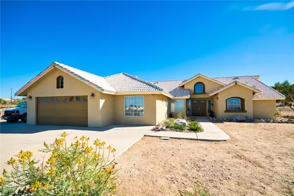 1825 Smoke Tree RD, Pinon Hills, CA 92372