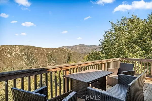 Lake Arrowhead, CA 92321,30008 Hickory DR