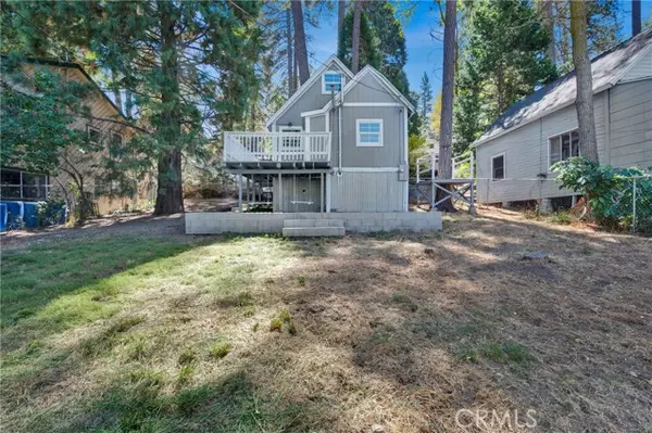 Crestline, CA 92325,22846 Waters DR