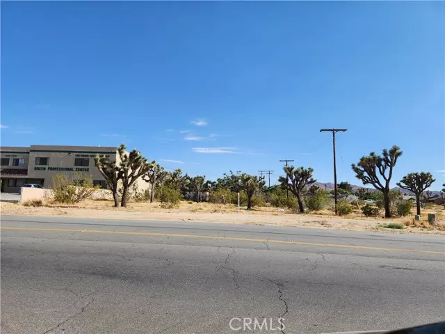 57005 Yucca TRL, Yucca Valley, CA 92284