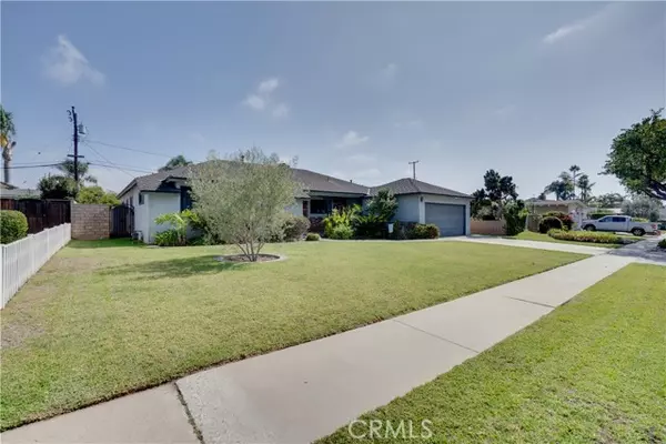 Newport Beach, CA 92660,1738 Paloma DR