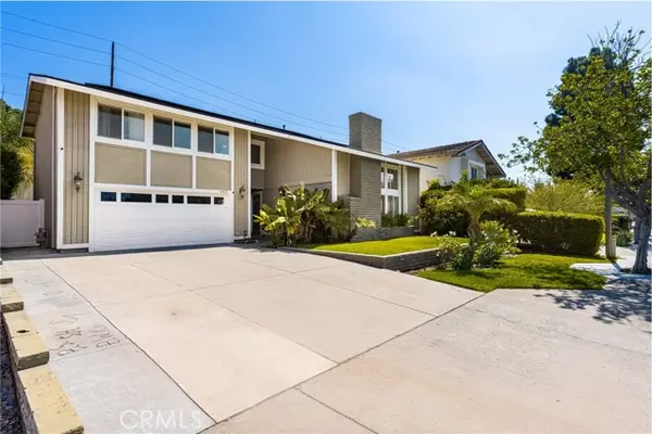 Yorba Linda, CA 92886,4812 Granada DR