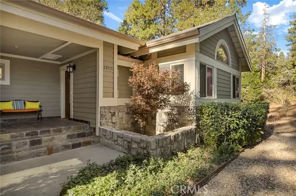 Lake Arrowhead, CA 92352,27115 Sugar Pine DR