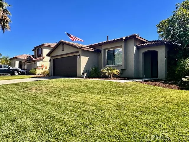 29340 Lake Mist DR, Lake Elsinore, CA 92530