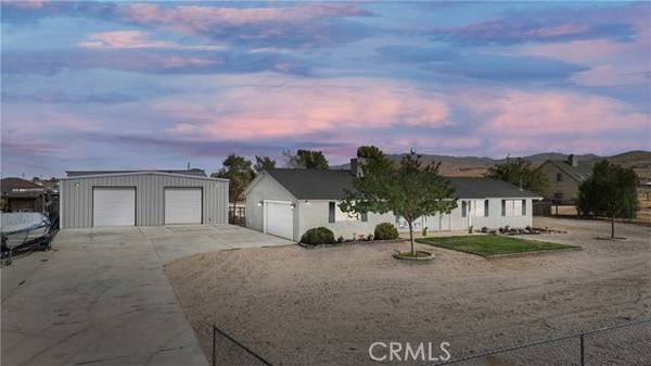 10661 Blackfoot RD, Apple Valley, CA 92308