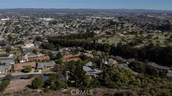 Lompoc, CA 93436,34 Cambridge DR