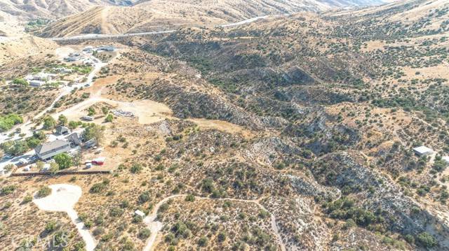 Agua Dulce, CA 91390,0 Windrush RD