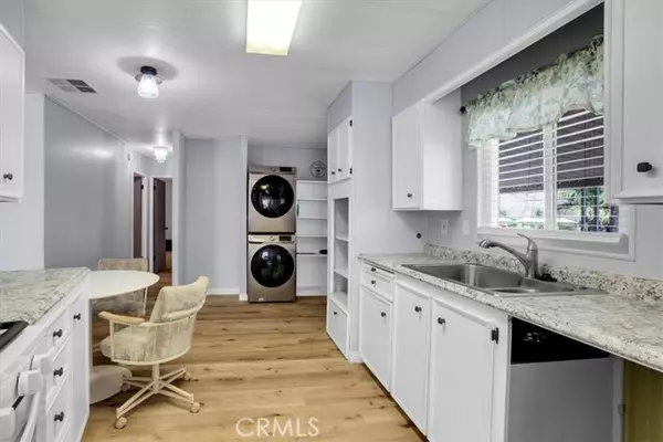 Yucca Valley, CA 92284,54999 Martinez TRL 94