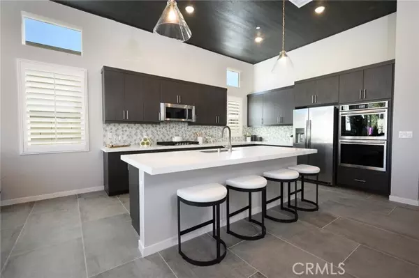 Palm Springs, CA 92262,296 Mustang LN