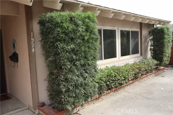 Costa Mesa, CA 92626,1594 Ponderosa ST