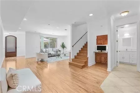 Studio City, CA 91604,11145 Sunshine 105