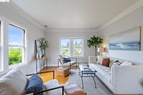 Oakland, CA 94602,828 Everett Ave.