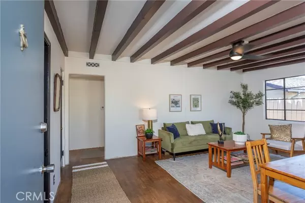 La Crescenta, CA 91214,4366 Pennsylvania AVE