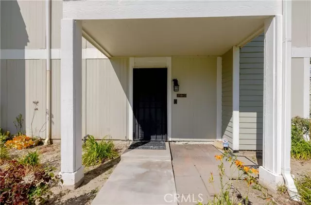 27104 Hidaway Avenue 2, Canyon Country, CA 91351