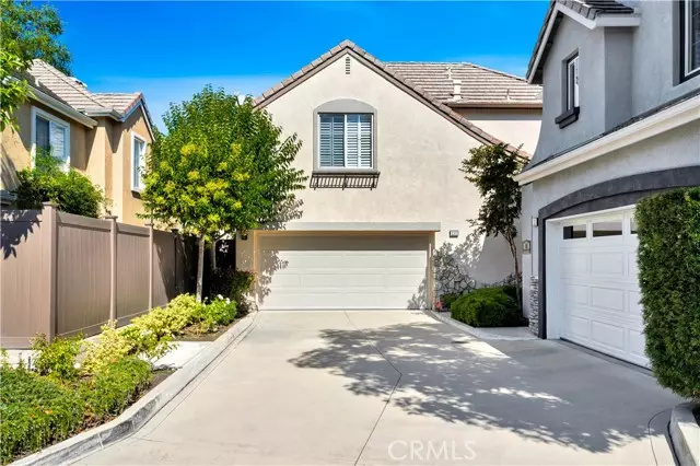 133 Bloomfield LN, Rancho Santa Margarita, CA 92688