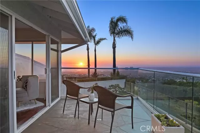 Corona Del Mar, CA 92625,66 Drakes Bay DR