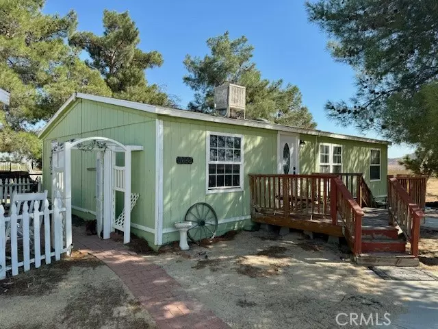 8648 60th ST, Mojave, CA 93501