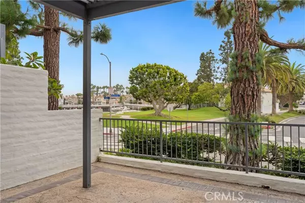 Long Beach, CA 90803,5422 Heron Bay 23