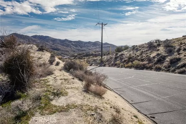 Yucca Valley, CA 92284,7587 Rockaway AVE