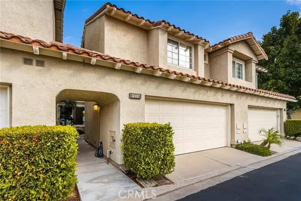 Tustin, CA 92782,2527 Avenita Alpera