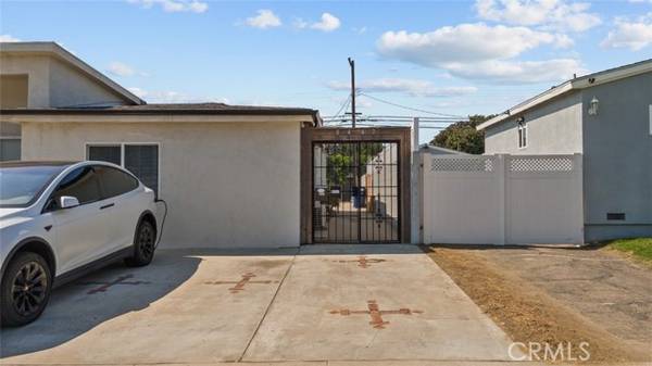 8447 Colbath AVE, Panorama City, CA 91402