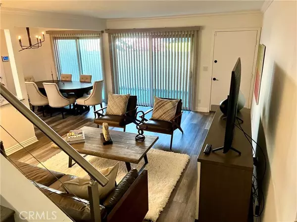 Westlake Village, CA 91361,1204 Landsburn Cir