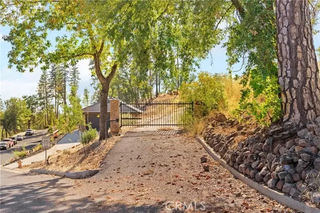 585 Valstream DR, Paradise, CA 95969