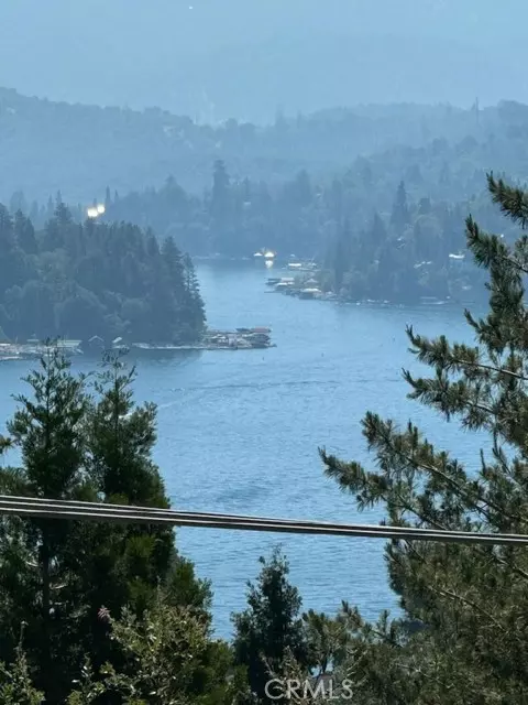 Lake Arrowhead, CA 92352,750 Zurich DR