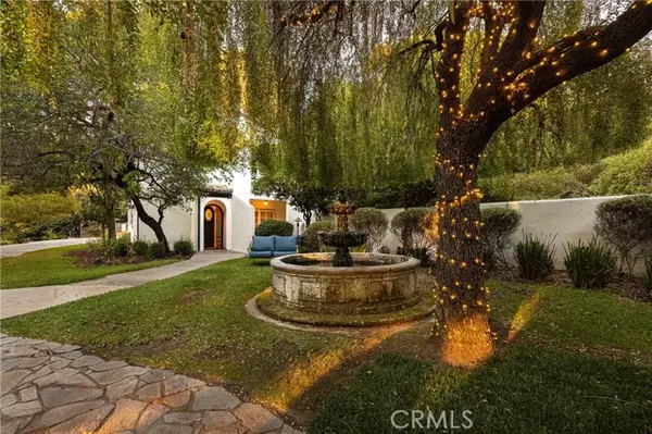 Calabasas, CA 91302,26066 Mulholland