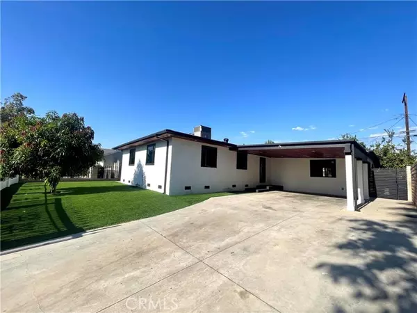 8536 Wakefield AVE, Panorama City, CA 91402