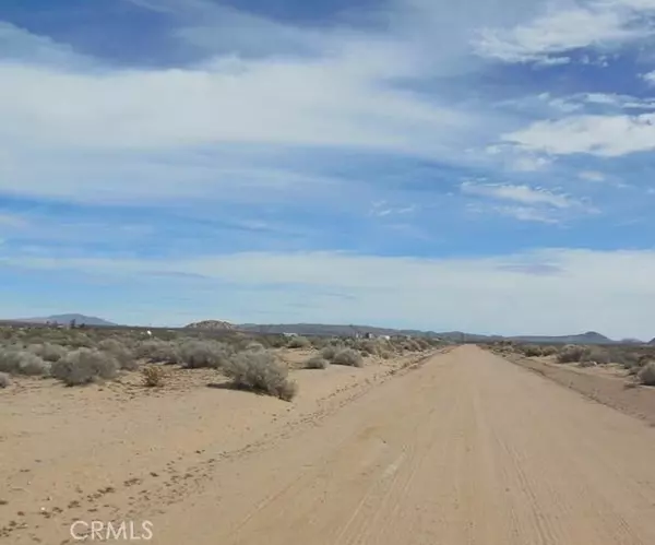 Lucerne Valley, CA 92356,26202 Abelia ST