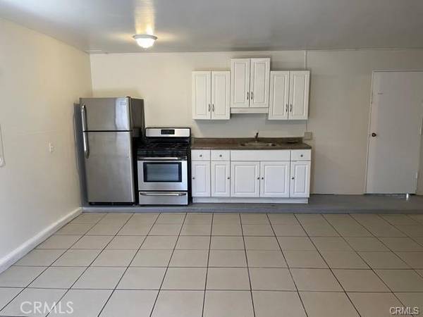 3905 E 60th ST, Huntington Park, CA 90255