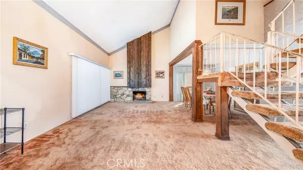 Canyon Country, CA 91387,15614 Poppyseed LN