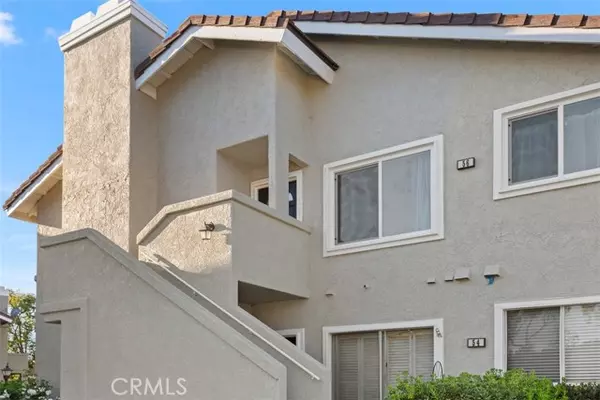 Irvine, CA 92614,56 Greenmoor 28