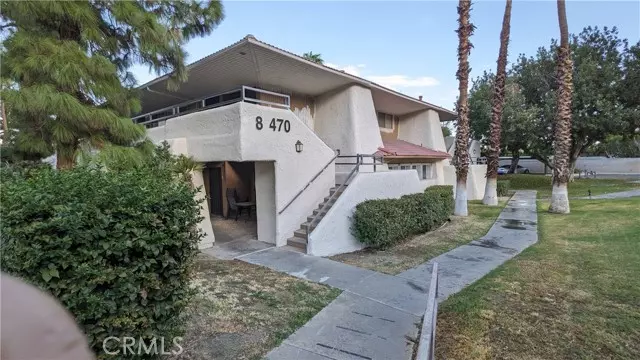 470 N Villa CT 205, Palm Springs, CA 92262