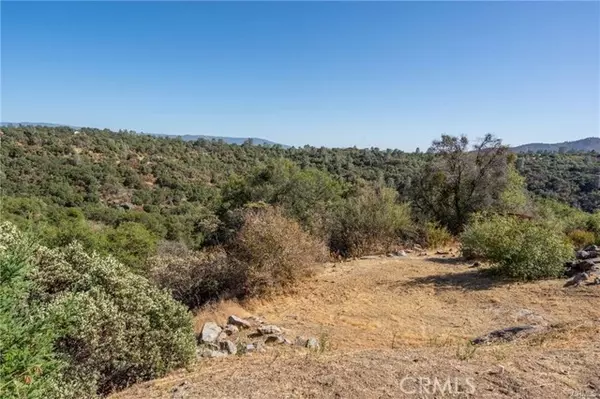 North Fork, CA 93643,54482 Pine Tree LN