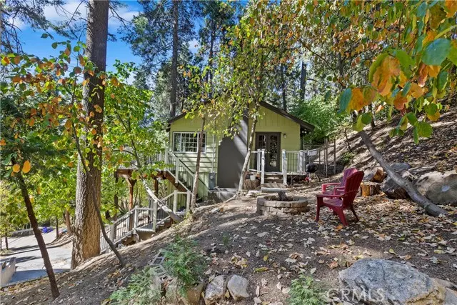 859 Kuffel Canyon RD, Lake Arrowhead, CA 92385