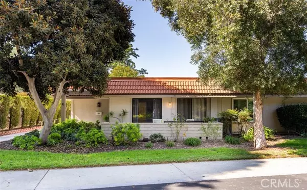 Laguna Woods, CA 92637,3074 Via Serena C