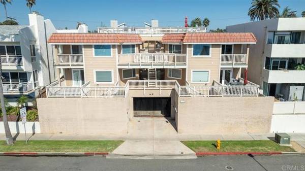 1118 S Pacific ST A, Oceanside, CA 92054