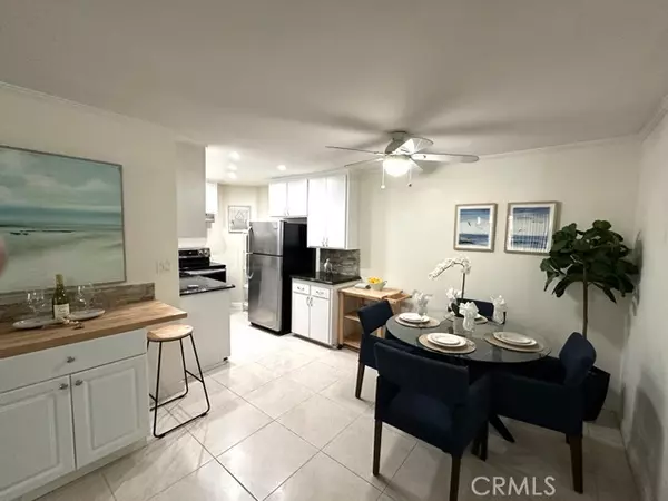 Redondo Beach, CA 90277,1108 Camino Real 409