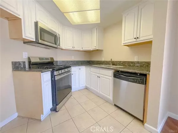 Corona, CA 92879,778 Gianni DR 208