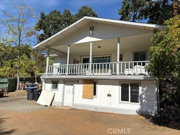 Clearlake, CA 95422,13765 Lakeshore DR