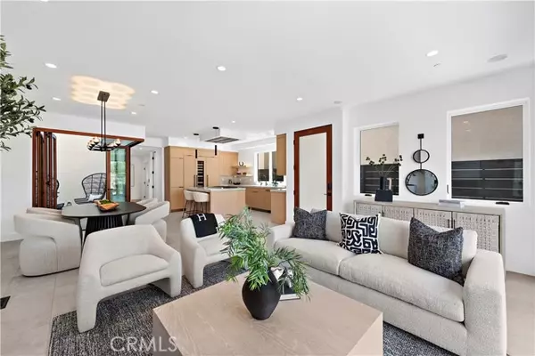 Corona Del Mar, CA 92625,602 Iris AVE