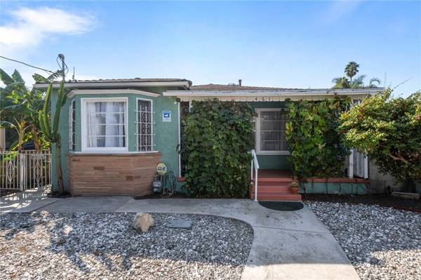 461 W 11th ST, San Pedro, CA 90731