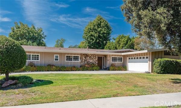 5401 Fenwood AVE, Woodland Hills, CA 91367