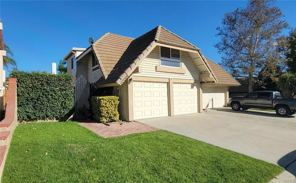 27006 Rio Pecos DR, Valencia, CA 91354