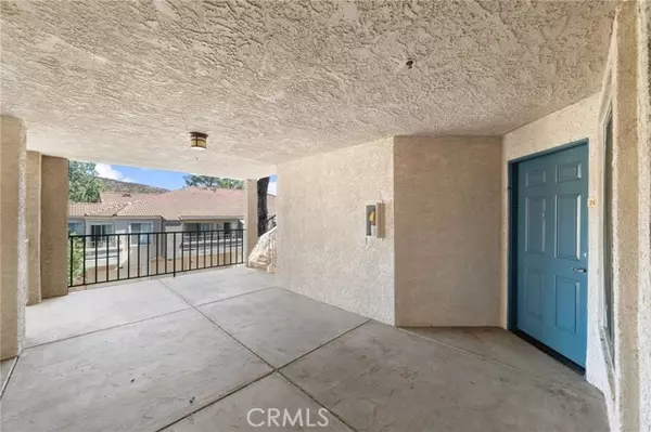 Corona, CA 92879,2040 Las Colinas CIR 202